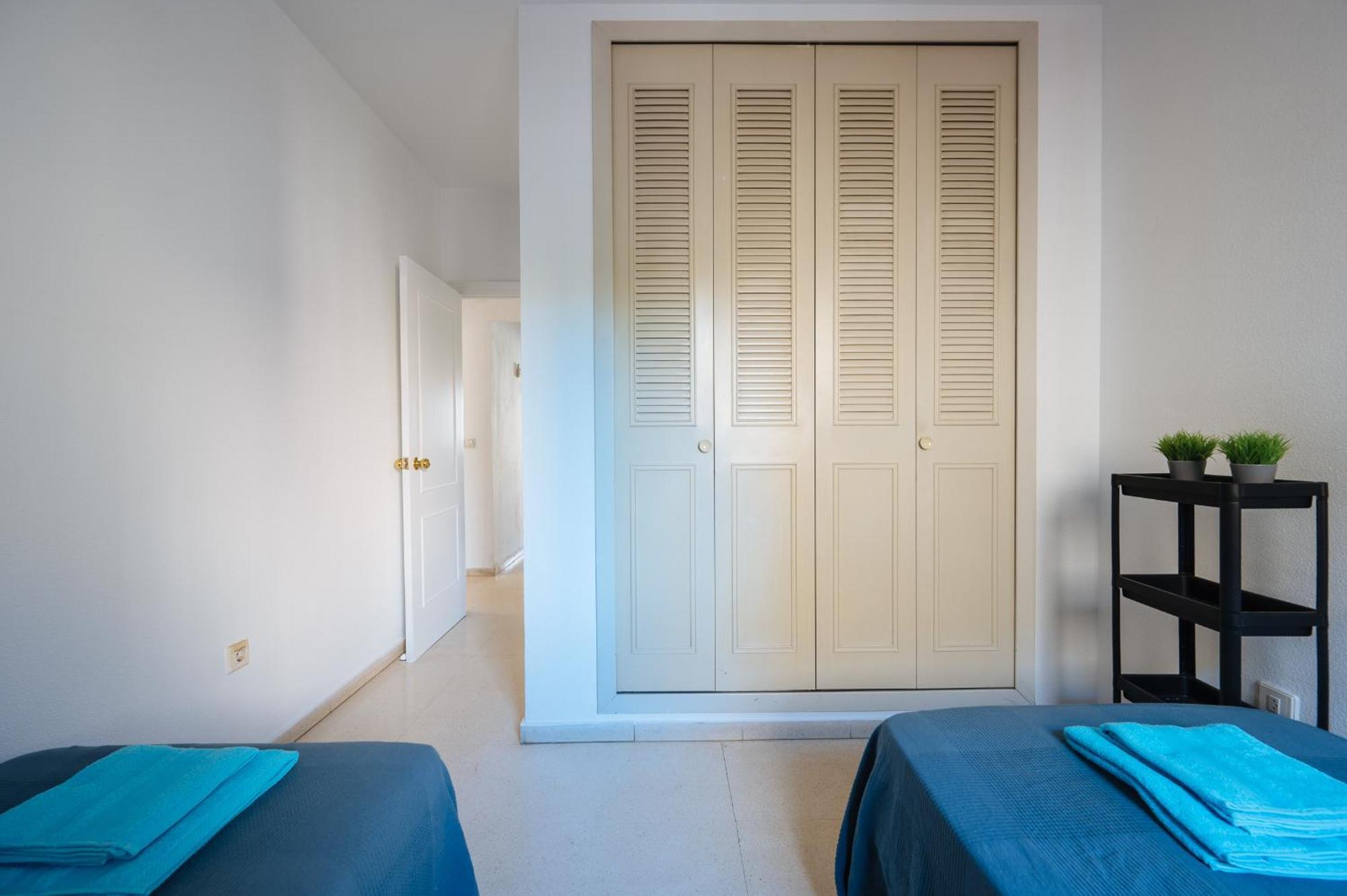 Appartement Piso Familiar Virgen Del Rocio à Séville Extérieur photo